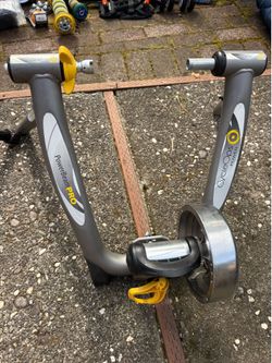 Cycleops bike trainer