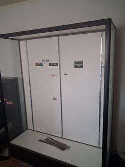 Display  Cabinet