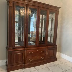 Pennsylvania House Solid Wood China Cabinet
