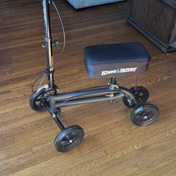 Knee Rover scooter