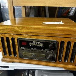 Detrola replica record Player