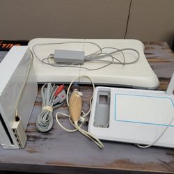 Nintendo Wii Console 