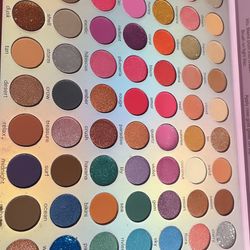 BeautyTreats Tropical Pallet