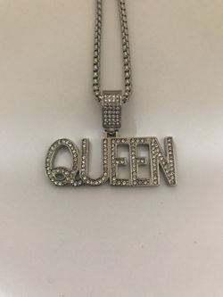 Stainless steel pendant with chain