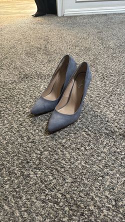 Charles David Gray Velvet Pump Heels