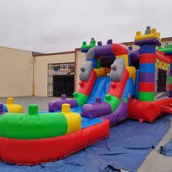 CWS-247 Mega Bloks Large Pool