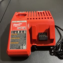 Milwaukee M12 And M18 Charger