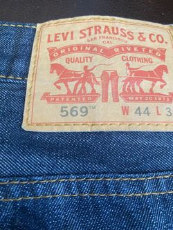 569 Levi’s Pants  ( 44w -30 ) 