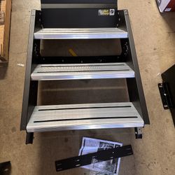 Lippert 791573 RV Travel Trailer Solid Triple Step for Entry Doorway 30 inch