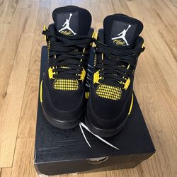 Black and yellow 4’s size 9