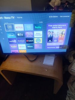 32" Smart TV With Remote Works Good $60.00