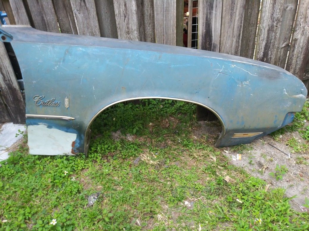 Old School Cutlass Supreme Fender Convertible Or Hardtop