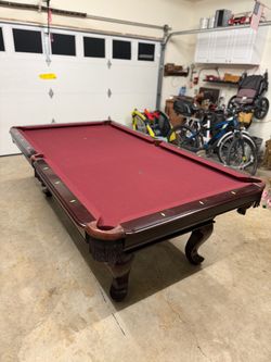 Beautiful 8’ 3-Piece Slate Pool Table – Solid Wood – Leather Pockets – $1,000 OBO