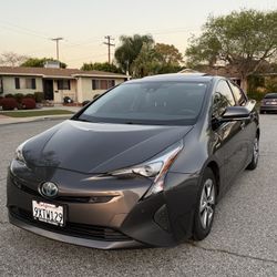 2017 Toyota Prius 3 Touring 