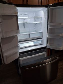 Ge frigerator  ice maker