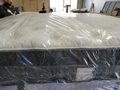 Aireloom Beryl Plush California King Mattress