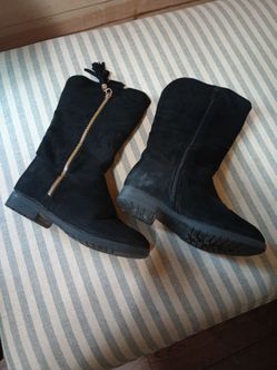Greta-1K Black Suede Boots size 4