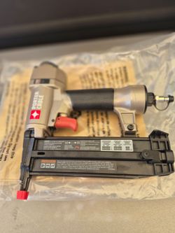 18 GAGE FINISH NAILER NEW  PORTABLE