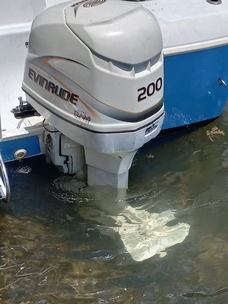 Outboard Engine Low Compression One Cylinder for Sale in Carol City, FL