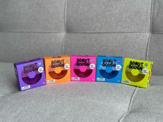 NEW IN BOX Target NeeDoh Style J'Adore Donut Dough Super Duper Squishy