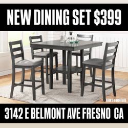 COUNTER HEIGHT TABLE & 4 CHAIRS 