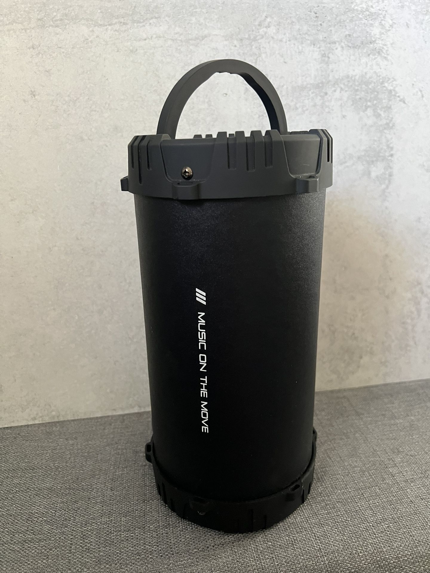 Music On The Move Bluetooth speaker