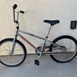 Schwinn Aerostar BMX