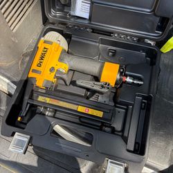 DEWALT DWFP1838 18 Gauge Brad Nailer