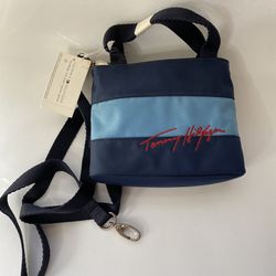 Rare Tommy Hilfiger Crossbody Bag New With Tags 7x6x2in Measurements