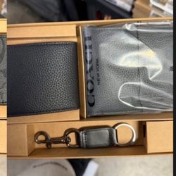 NIB Coach Men's Gift Set - Black Grained Leather Wallet & Keychain