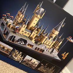 Hogwarts Castle Lego Set