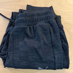 Men’s teens/tweens Puma sweatpants size small