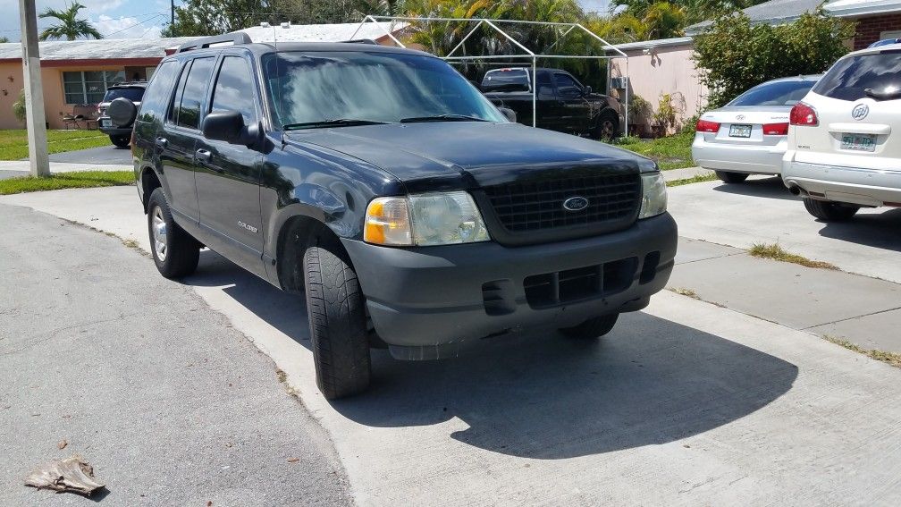 2005 Ford Explorer