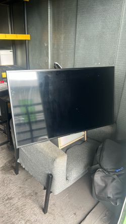 32” Samsung Smart TV