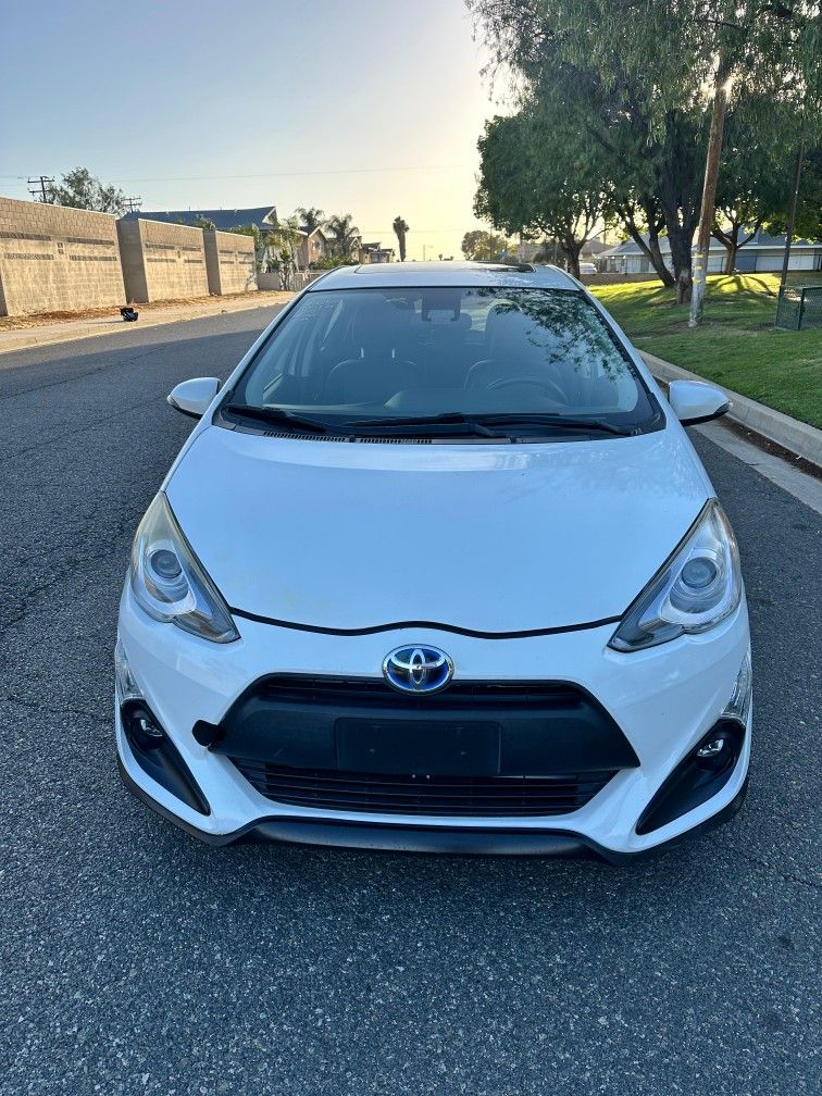 2017 Toyota Prius C