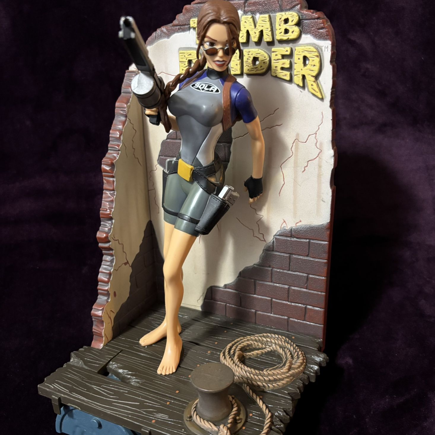 Collectable Tomb Raider ๐ซ Lara Croft Wet Suit 1998 Figurine, Excellent Condition