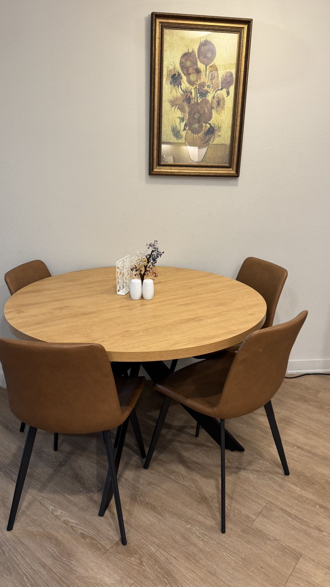 Dining Table Set