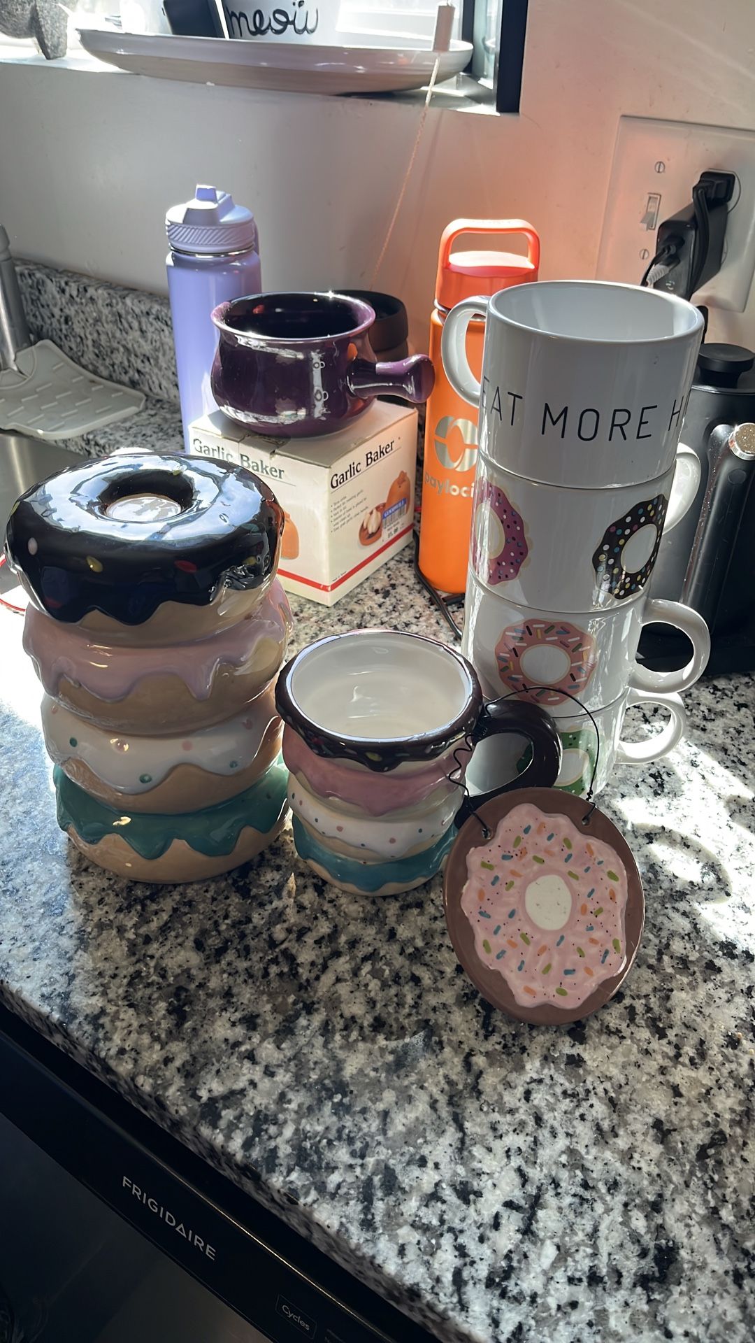 Donut set.