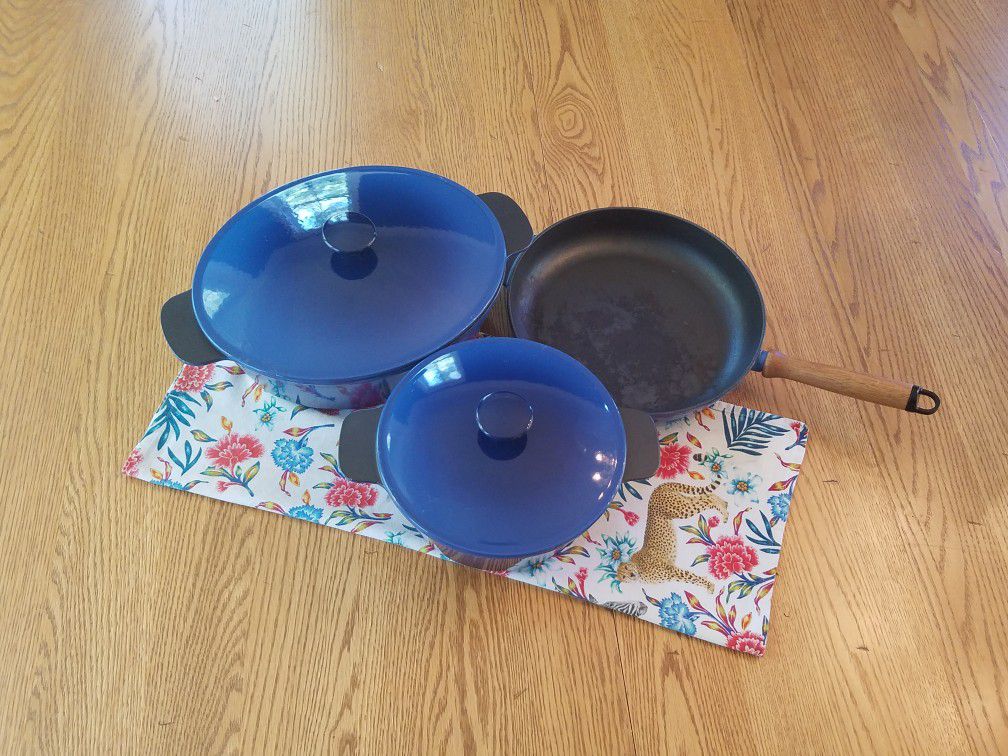 Set of Blue Cast Iron Casserole Dishes and Frying Pan