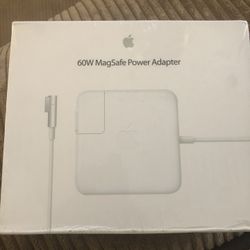 New Apple MagSafe 60w Power Adapter MacBook