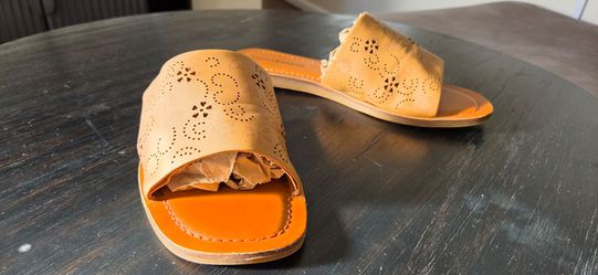 Lucky Brand Women Slip On Genuine Leather Flat Slides Sandal Shoe Size 9.5 M Tan