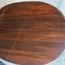 Ethan Allen Vintage Coffee Table With Leaf