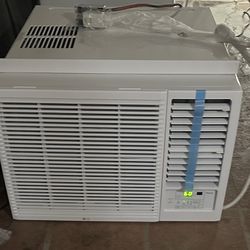 LG Window Air Conditioner with Heater( 230- Volt, 18000-BTU)