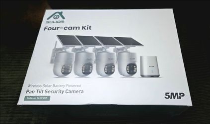 4-Camera Solar Security Kit + Base