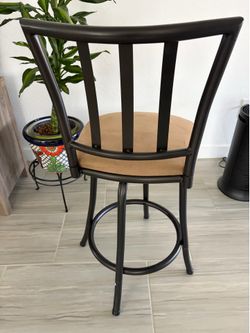Set of 4 bar stools