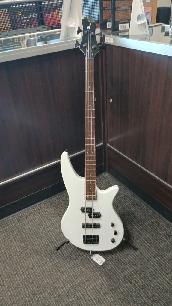 Jackson Spectra JS2 Bass Guitar SnowWhite