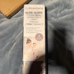 Dream baby Glide ‘n Hide Extra Tall Retractable Gate