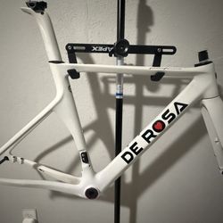 De Rosa PininFarina SK Carbon Frame Set Road Bike  - Size 52 