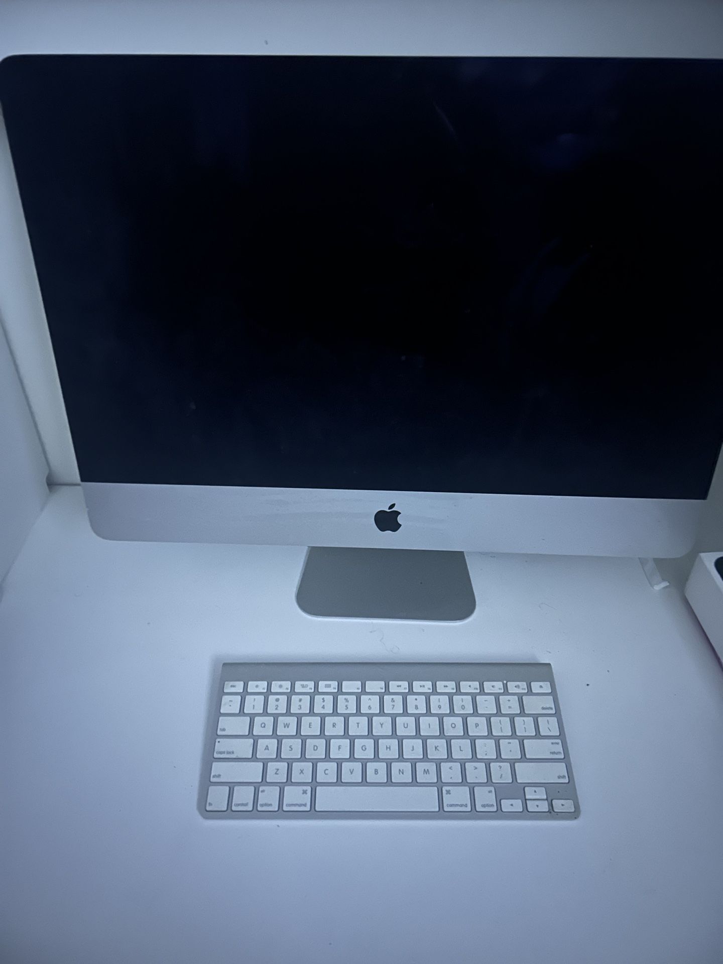 Apple Desk Top