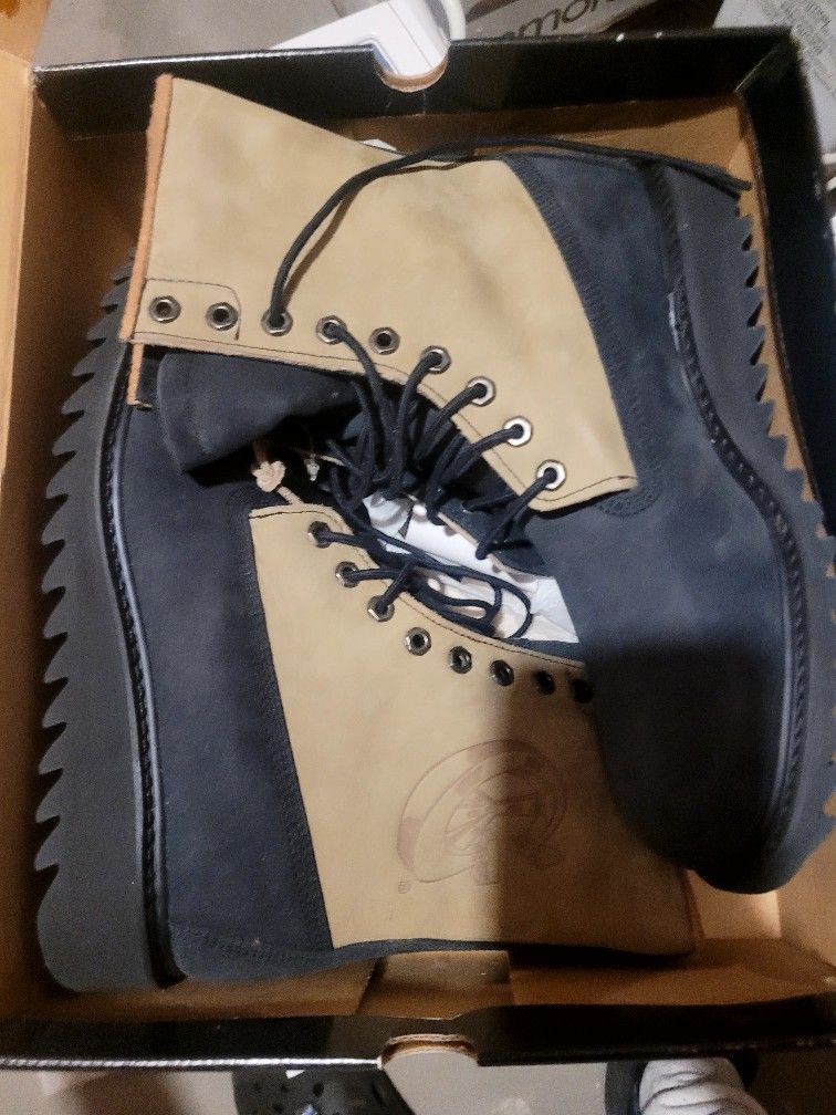 Gang Peace Boots 10. 5 Men New